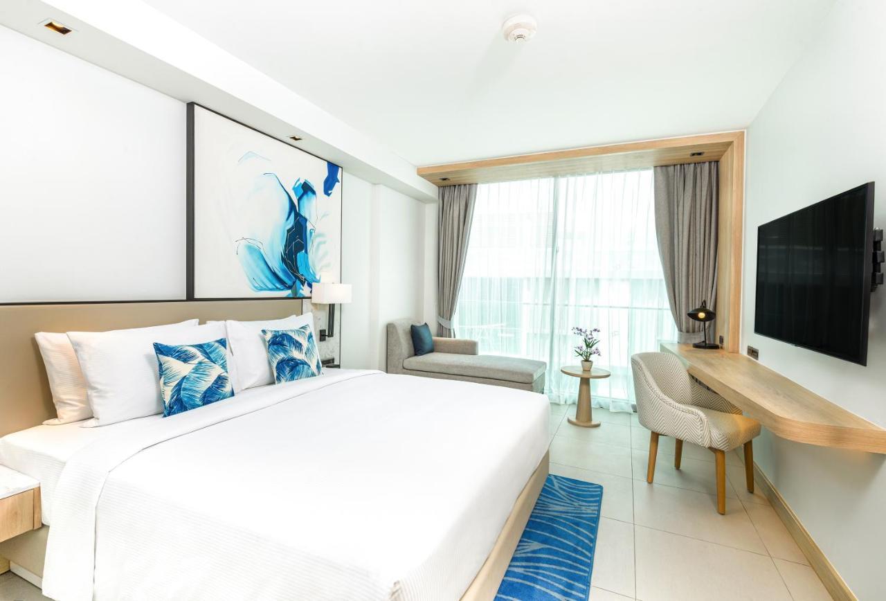 Hilton Garden Inn Phuket Bang Tao Exterior photo